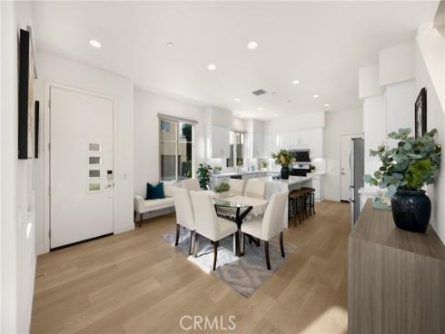 269  Magnet  , Irvine, CA