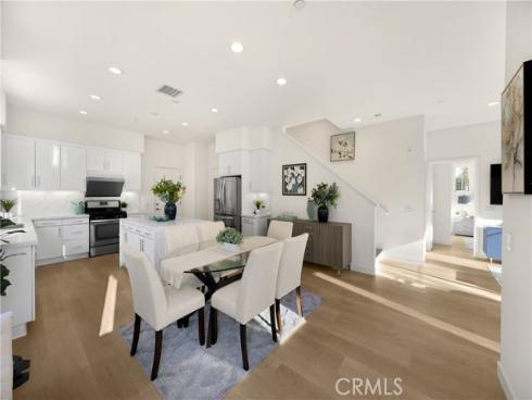 269  Magnet  , Irvine, CA