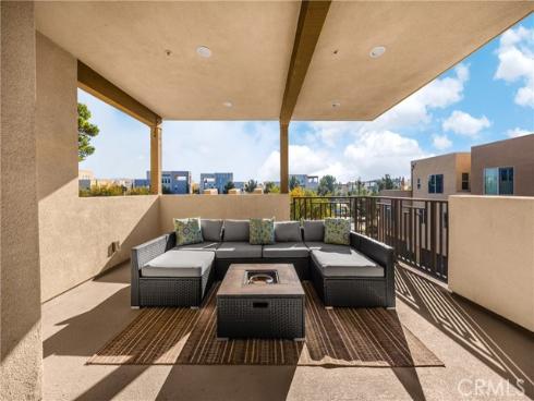 269  Magnet  , Irvine, CA