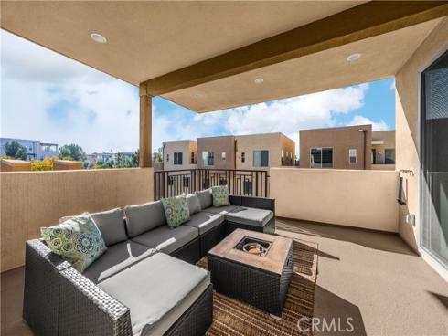 269  Magnet  , Irvine, CA