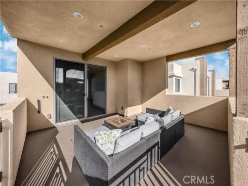 269  Magnet  , Irvine, CA