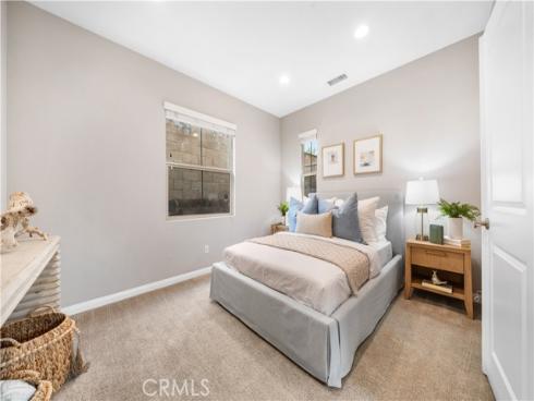 102  Yellow Pine  , Irvine, CA