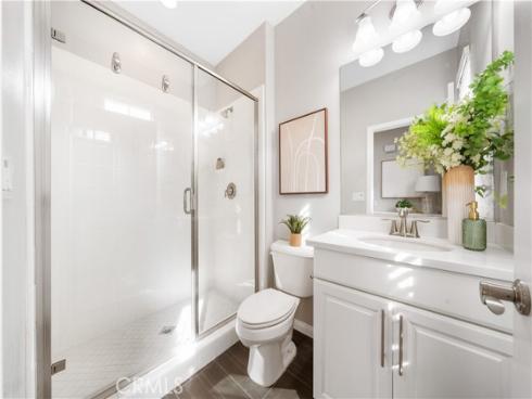 102  Yellow Pine  , Irvine, CA