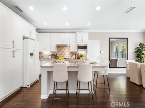 102  Yellow Pine  , Irvine, CA