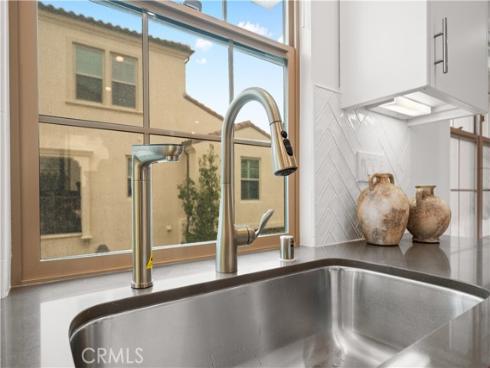 184  Elkhorn  , Irvine, CA