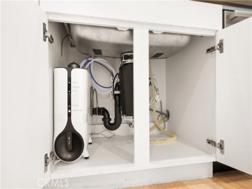 184  Elkhorn  , Irvine, CA