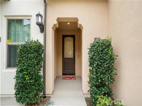 184  Elkhorn  , Irvine, CA