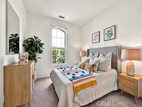 8  Versailles  , Irvine, CA