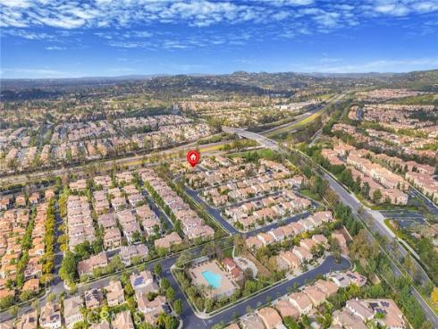 8  Versailles  , Irvine, CA