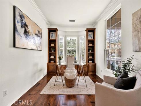 8  Versailles  , Irvine, CA