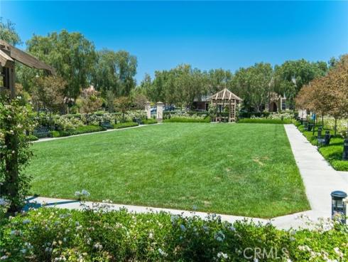 8  Versailles  , Irvine, CA