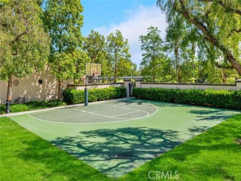 8  Versailles  , Irvine, CA