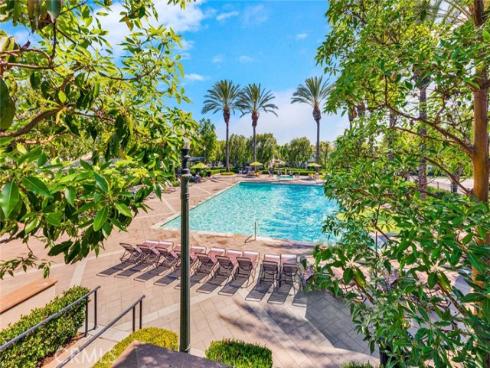 8  Versailles  , Irvine, CA