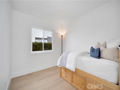 22  Yorktown  , Irvine, CA