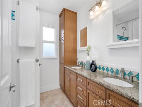 22  Yorktown  , Irvine, CA