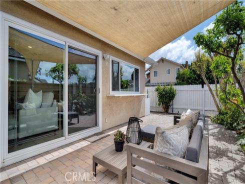 22  Yorktown  , Irvine, CA