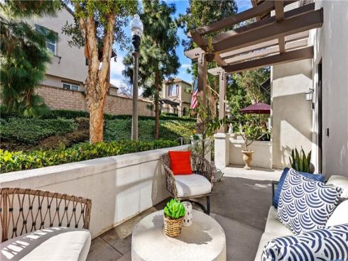 171  Stepping Stone  , Irvine, CA