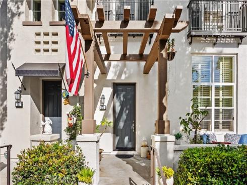 171  Stepping Stone  , Irvine, CA