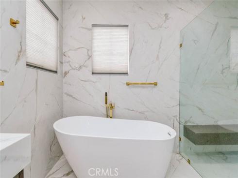 2  Dos Rios  , Irvine, CA