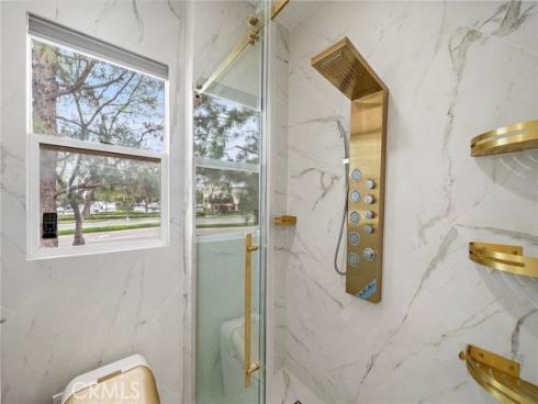 2  Dos Rios  , Irvine, CA