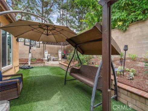 2  Dos Rios  , Irvine, CA