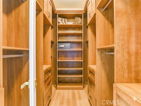 2  Dos Rios  , Irvine, CA