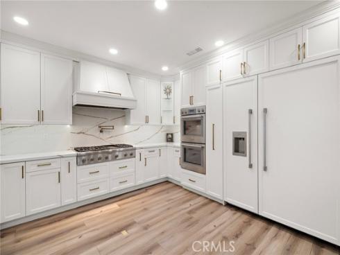 2  Dos Rios  , Irvine, CA