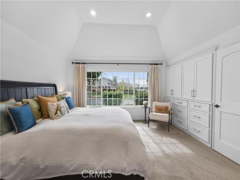 7  E Yale loop  , Irvine, CA