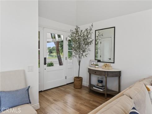 7  E Yale loop  , Irvine, CA