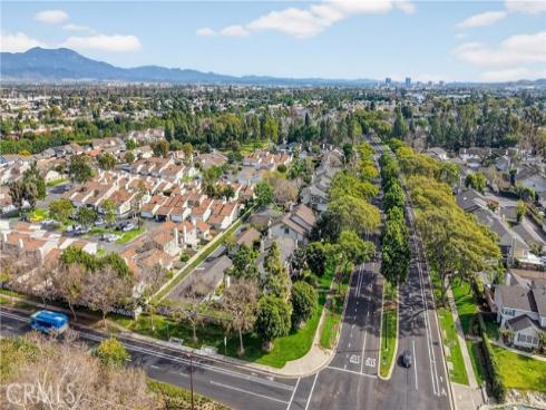 7  E Yale loop  , Irvine, CA