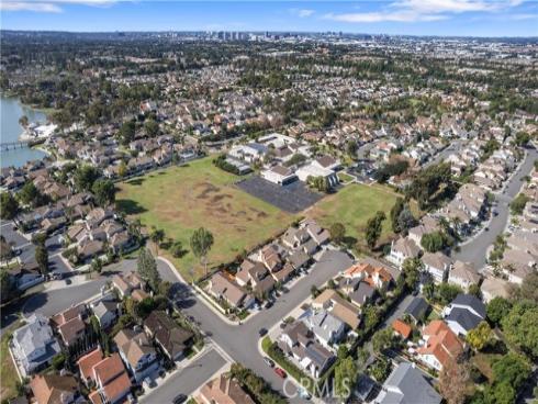 7  E Yale loop  , Irvine, CA