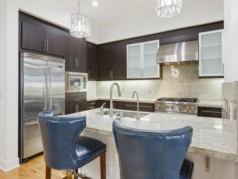 402  Rockefeller  418 , Irvine, CA