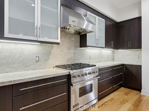 402  Rockefeller  418 , Irvine, CA