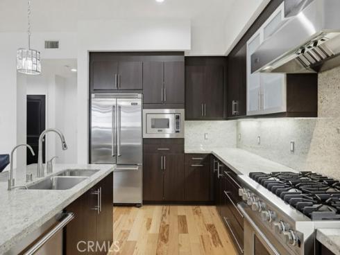 402  Rockefeller  418 , Irvine, CA