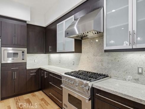 402  Rockefeller  418 , Irvine, CA