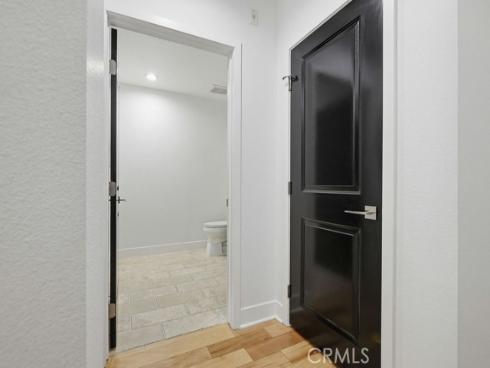 402  Rockefeller  418 , Irvine, CA