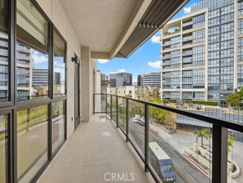 402  Rockefeller  418 , Irvine, CA