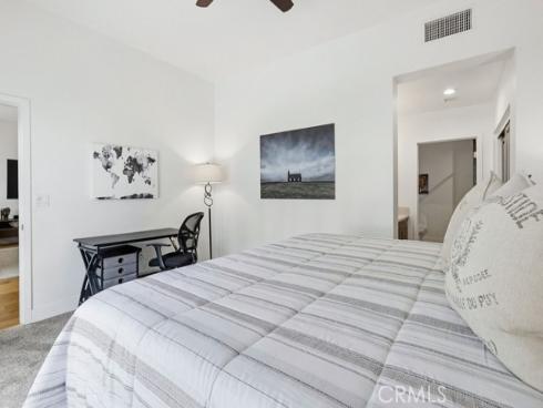 402  Rockefeller  418 , Irvine, CA