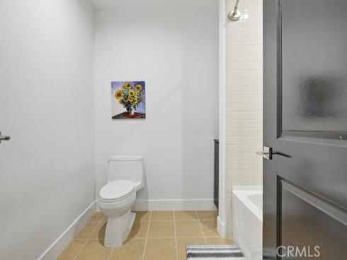 402  Rockefeller  418 , Irvine, CA