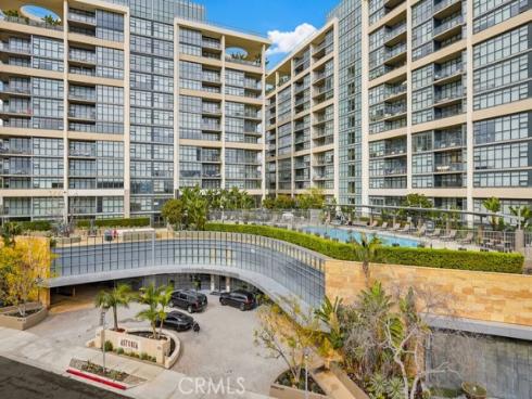 402  Rockefeller  418 , Irvine, CA