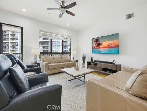 402  Rockefeller  418 , Irvine, CA