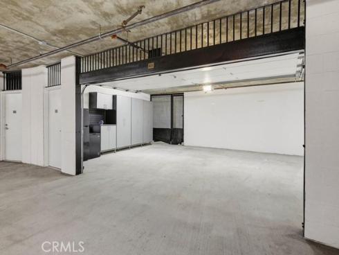 402  Rockefeller  418 , Irvine, CA