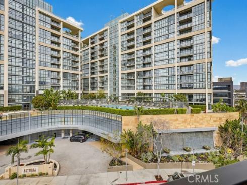 402  Rockefeller  418 , Irvine, CA