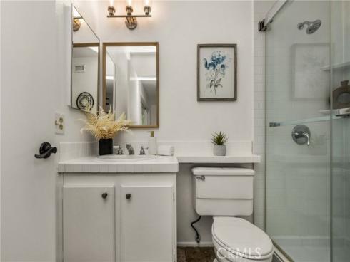 54  Orchard  , Irvine, CA