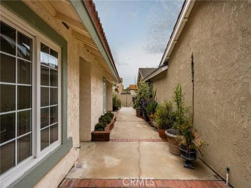 54  Orchard  , Irvine, CA