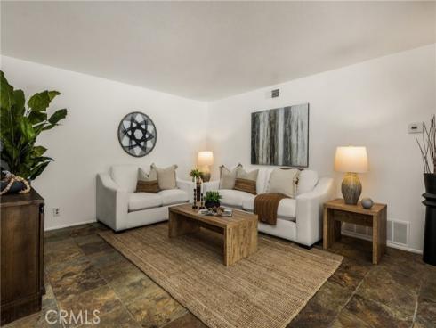 54  Orchard  , Irvine, CA