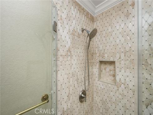 22  Hunter  , Irvine, CA