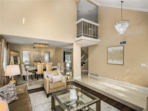 22  Hunter  , Irvine, CA