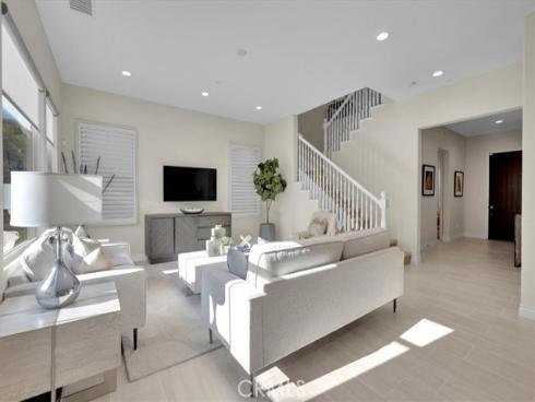 106  Cordial  , Irvine, CA