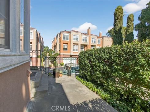 1  Salviati Aisle  , Irvine, CA